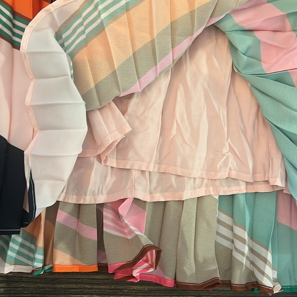 ANTHROPOLOGIE Maeve The Isobel Silky Pleated Skirt Bright Striped Size 6 NWT - Picture 6 of 12